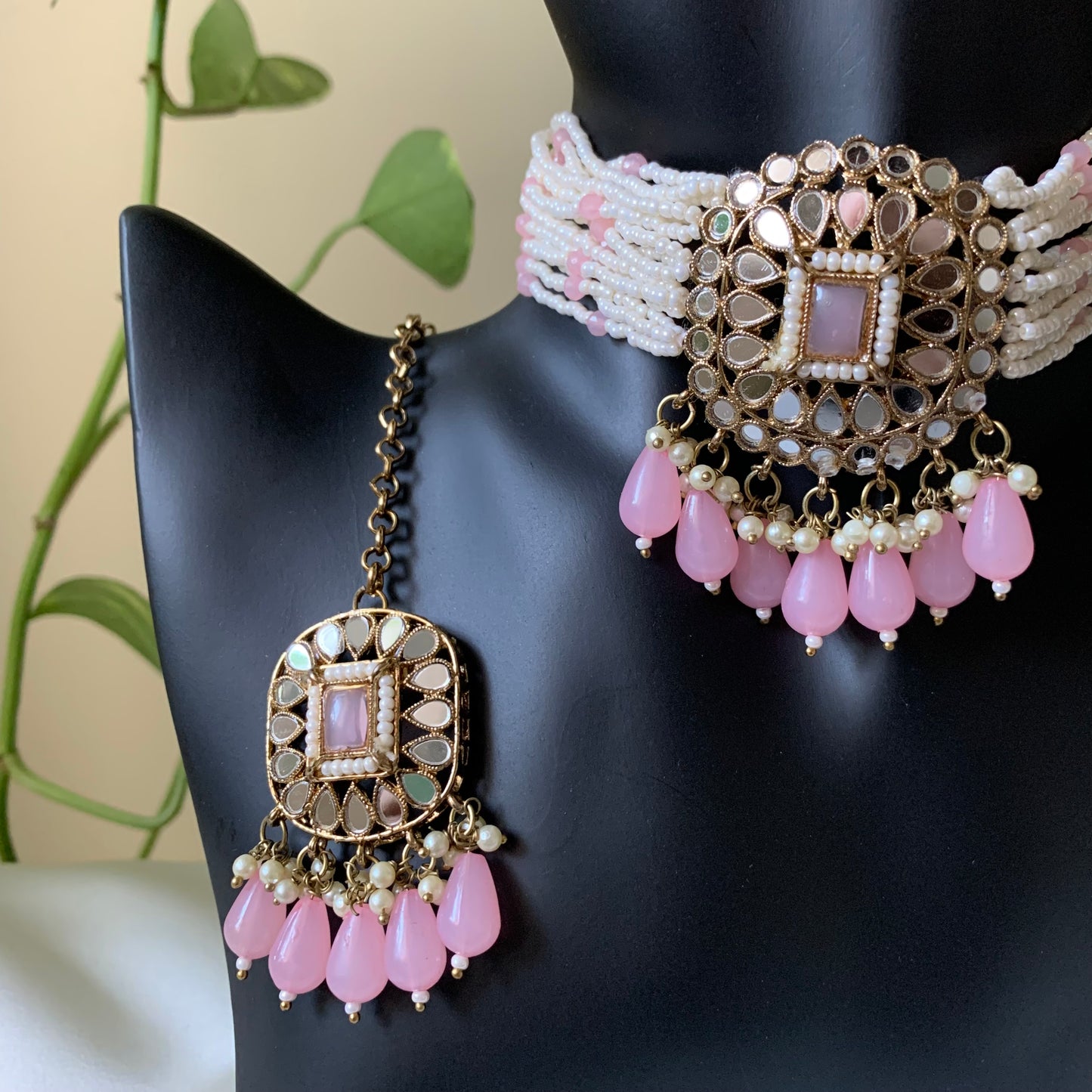 SEREIA | Baby Pink & Pearls Necklace Set