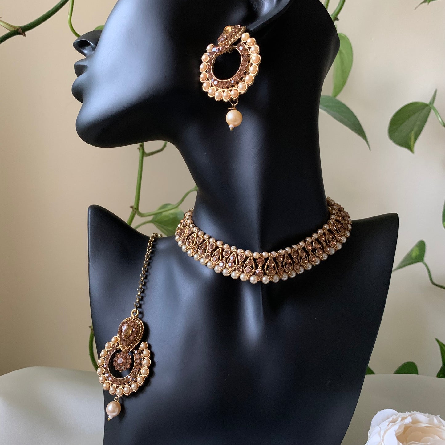 RAAZ | Antique Gold Necklace Set