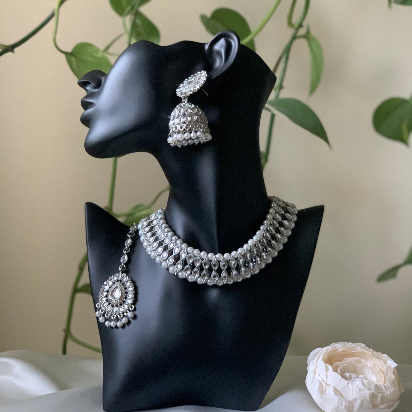 KIARA | Silver Kundan Style Necklace Set