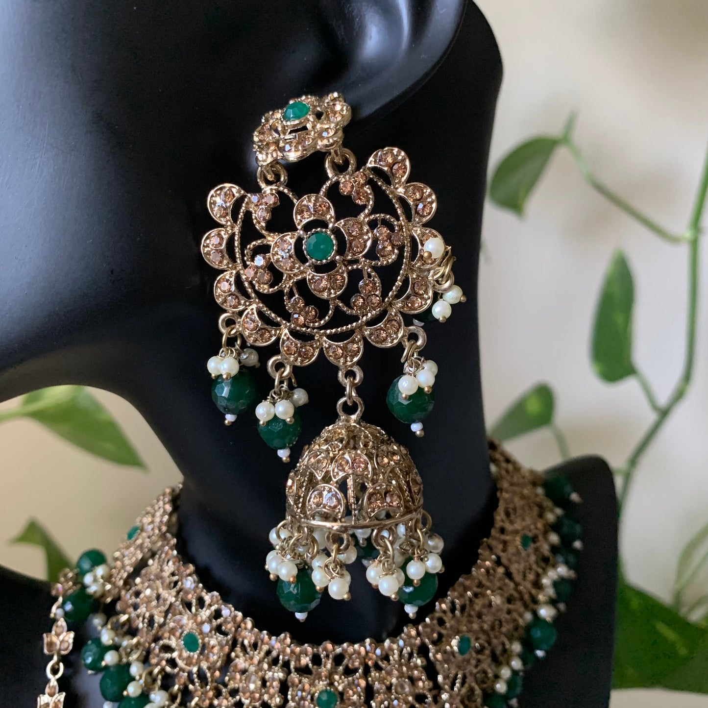 KERANI | Forest Green & Gold Necklace Set